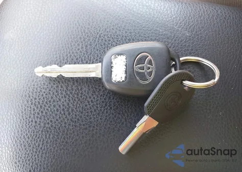 2013 Toyota Rav4 Xle из США, поврежденный, VIN JTMRFREV9D5016737